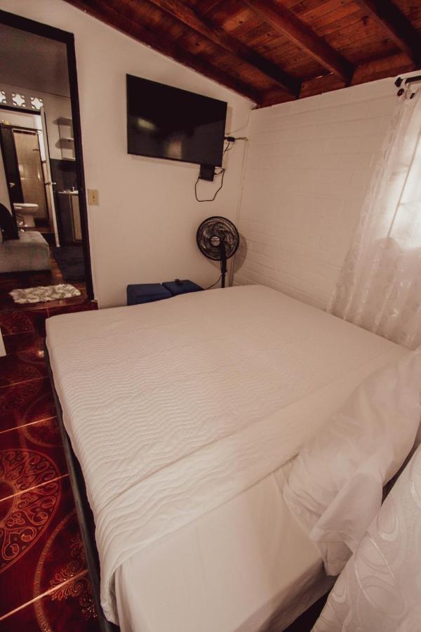 Aw Hotel Urban 80 Medellín Eksteriør billede